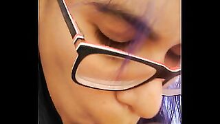 &iquest;Me das semen en la boca&quest; &lpar;se come toda la leche&rpar;