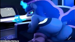 My Little Pony – Princess Luna in wet Dreams