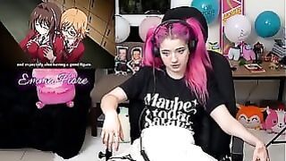 Sweet Teen Reacts To Hentai Porn – Emma